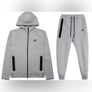Nike Sportswear Tech Fleece Full-Zip Hoodie & Joggers Set